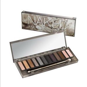 Urban Decay/ Naked Smoky Palette